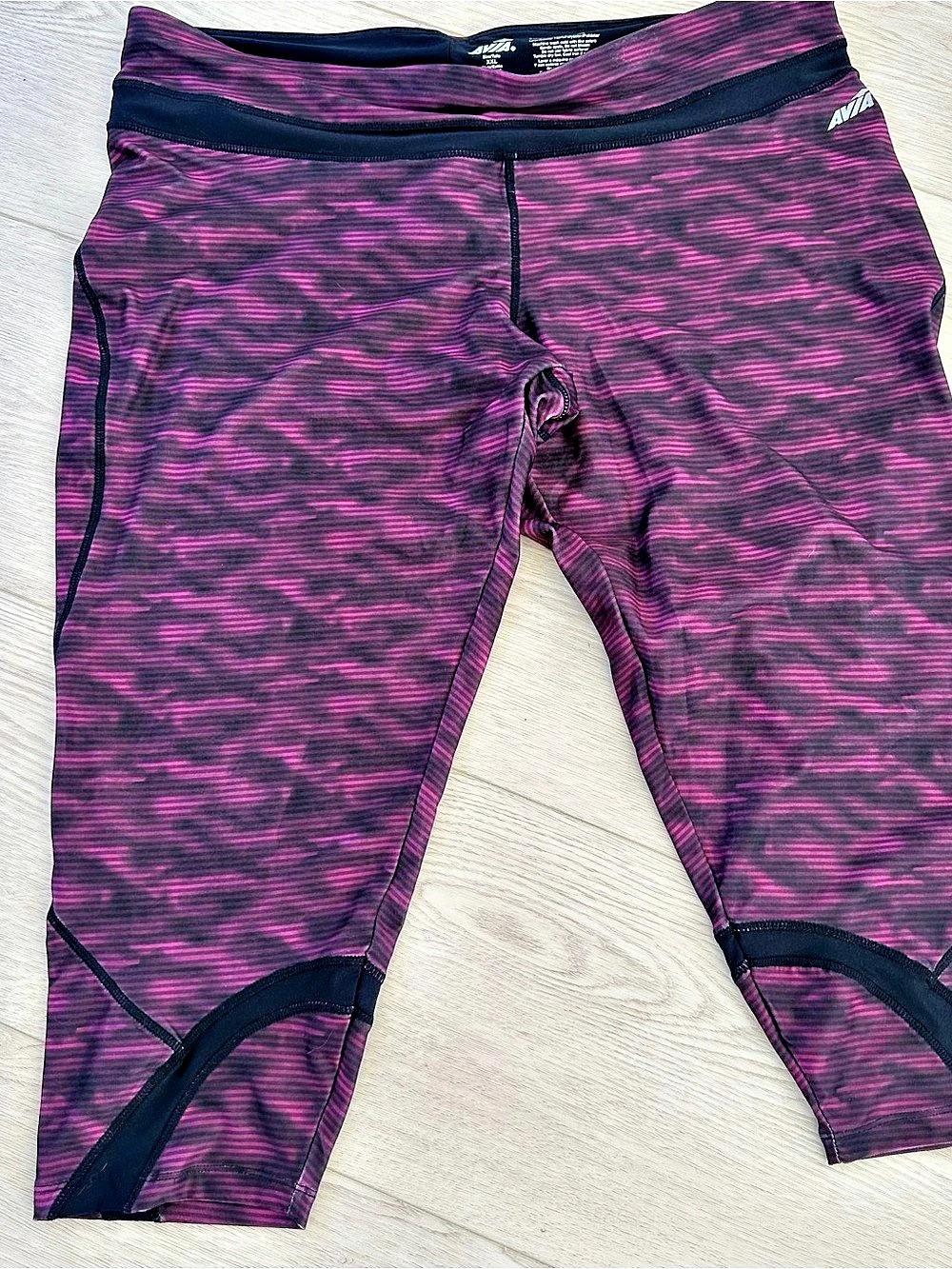 AVIA Women'Small Pink & Black Capri Leggings Size Plus XXL